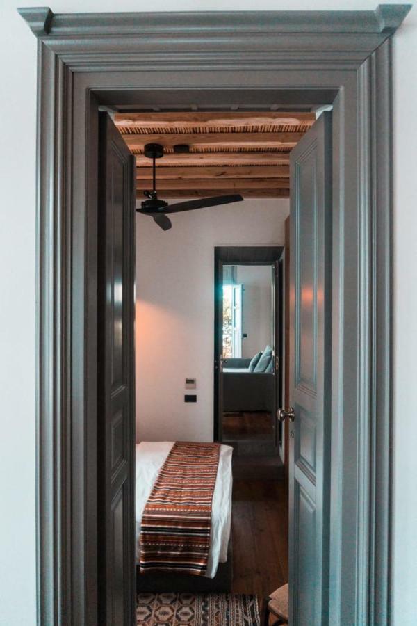One Manto Square Appartement Mykonos Town Buitenkant foto